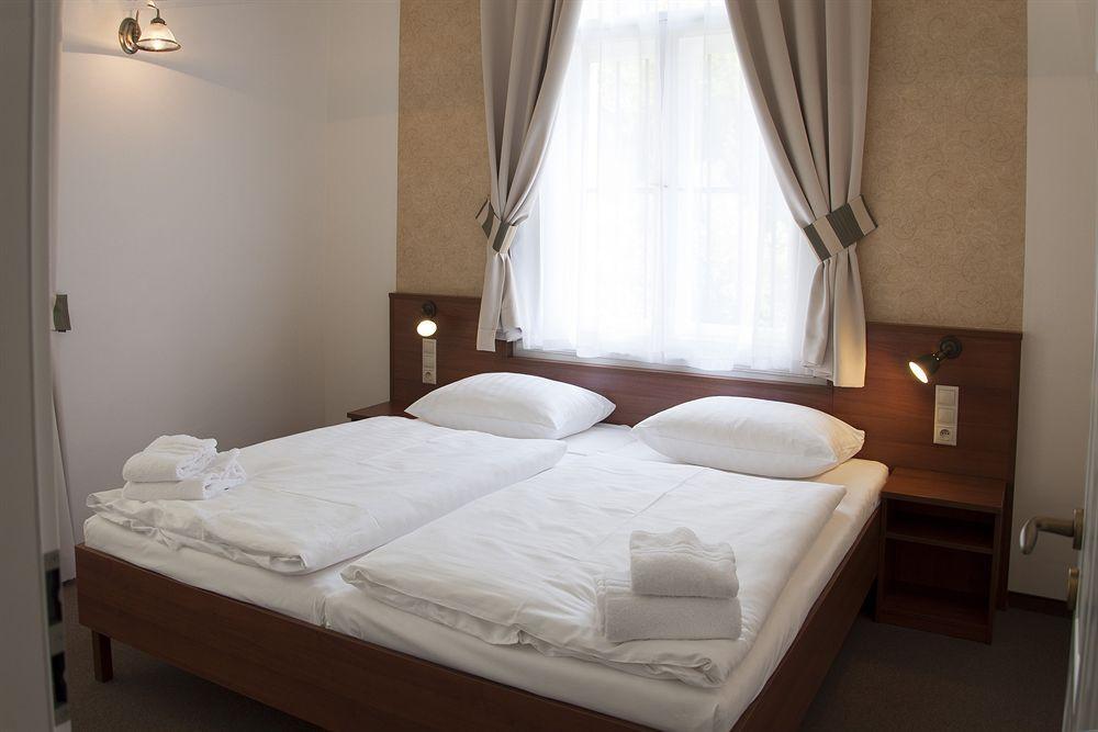 Otel Svaty Jan Prag
