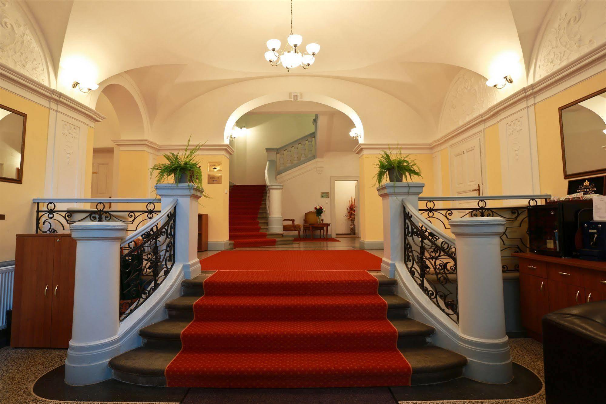 Otel Svaty Jan
